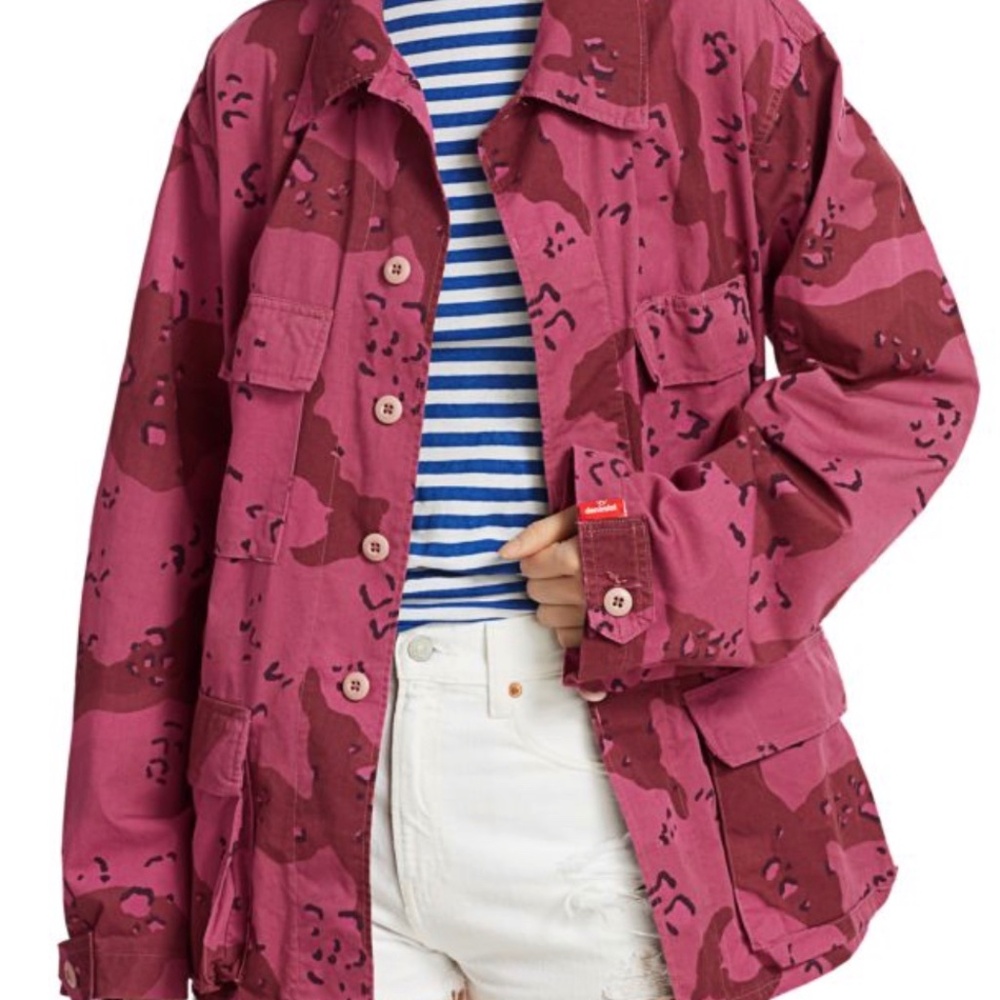 Women's Pink Camo Utility Jacket - Casual Military-Inspired Style